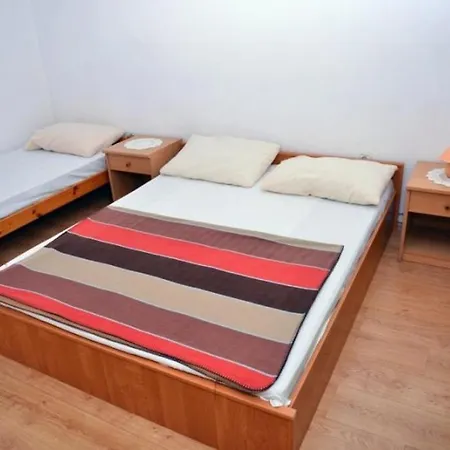 House In Near The Festival Apartment